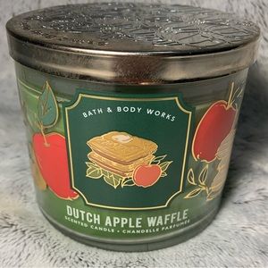 Dutch Apple Waffle 3-Wick Candle from Bath & Body Works (2020) BBW
